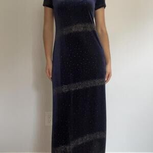 Navy blue velvet midi dress with sparkly stripes #glamour